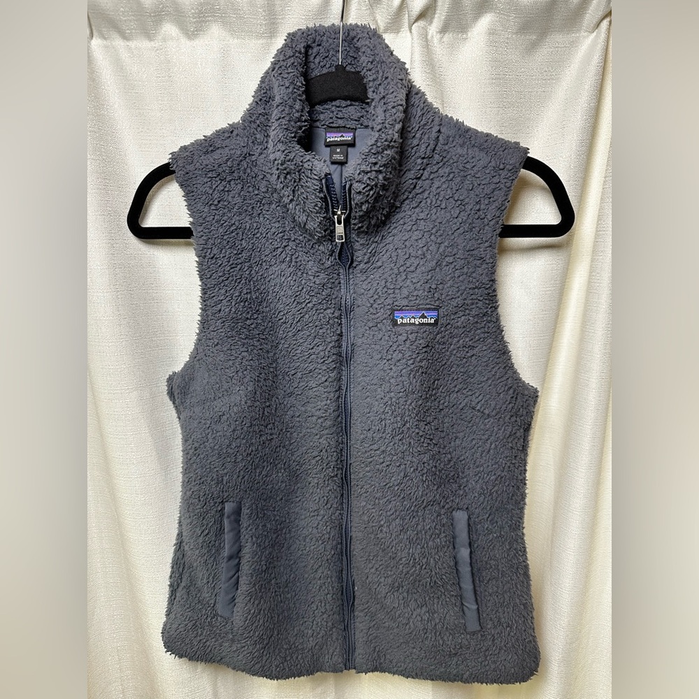 Patagonia Los Gatos Sherpa Vest, Charcoal Gray, Full Zip, Fleece Camping Layer